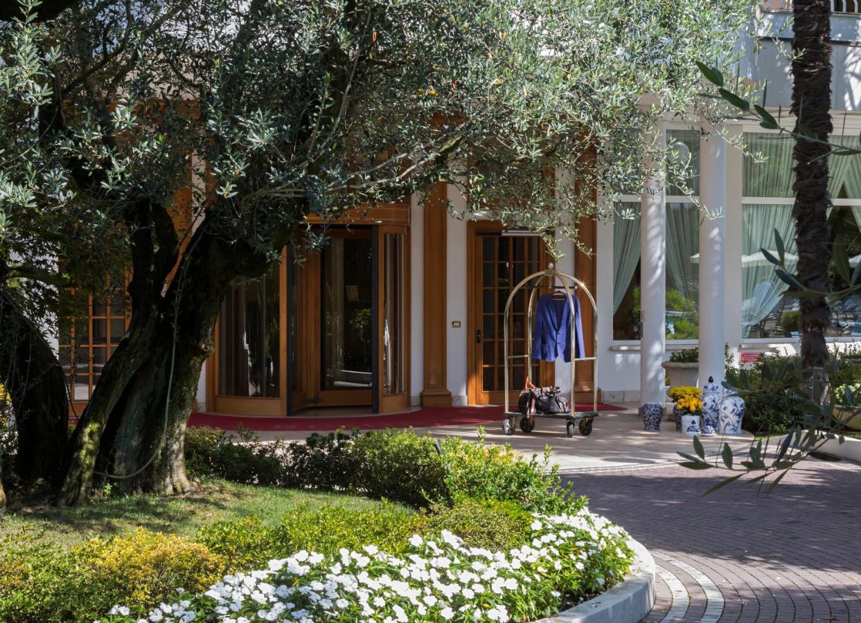 Hotel La Residence & Idrokinesis Абано Терме Екстериор снимка
